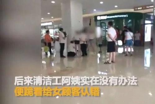 保洁阿姨竟是豪门,揭秘保洁阿姨背后的豪门传奇